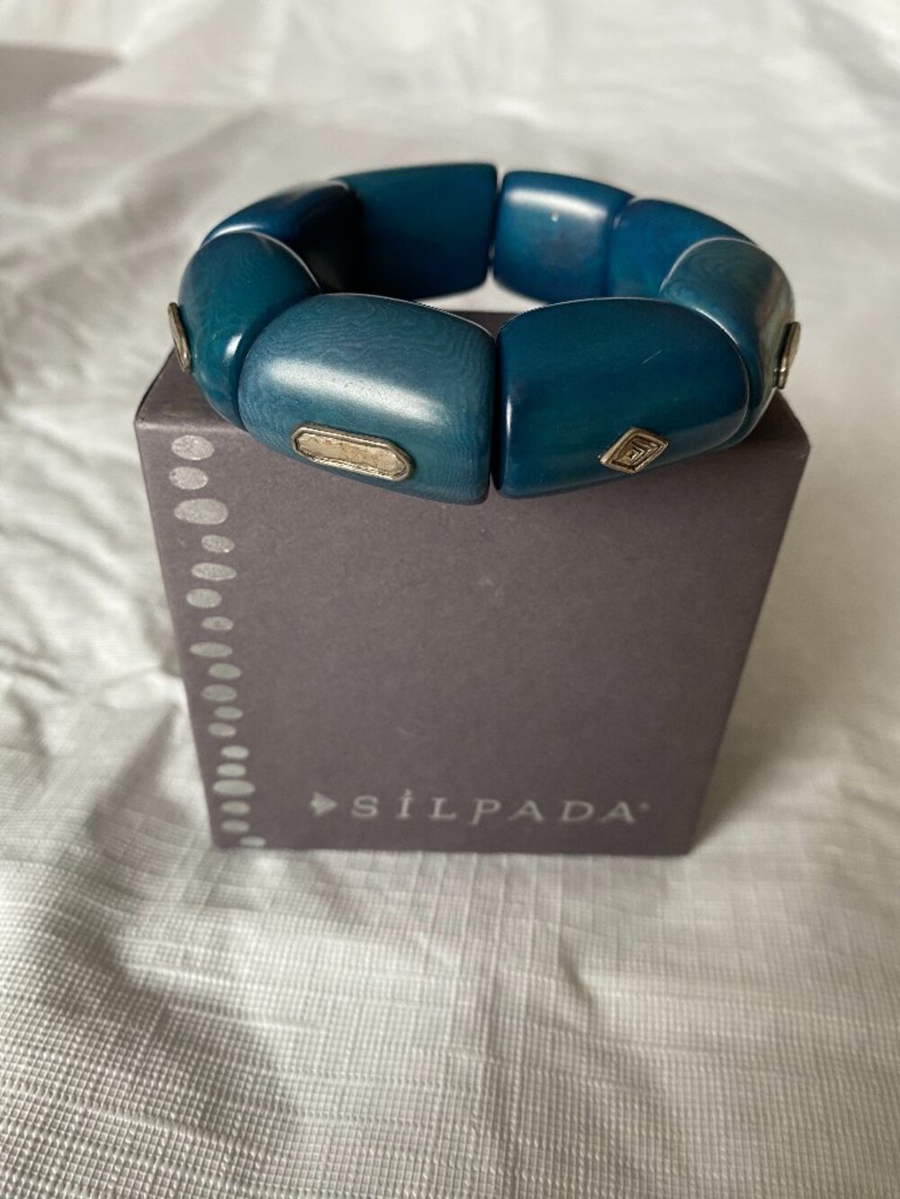 Silpada Polished Palms Stretch Bracelet